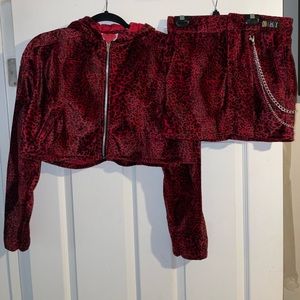 OmWeekend RED LEOPARD SET